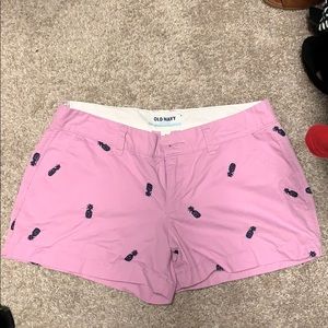 Old Navy embroidered shorts. Size: 4.